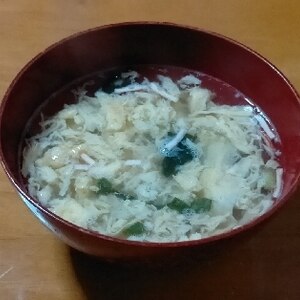 わかめとねぎの卵スープ